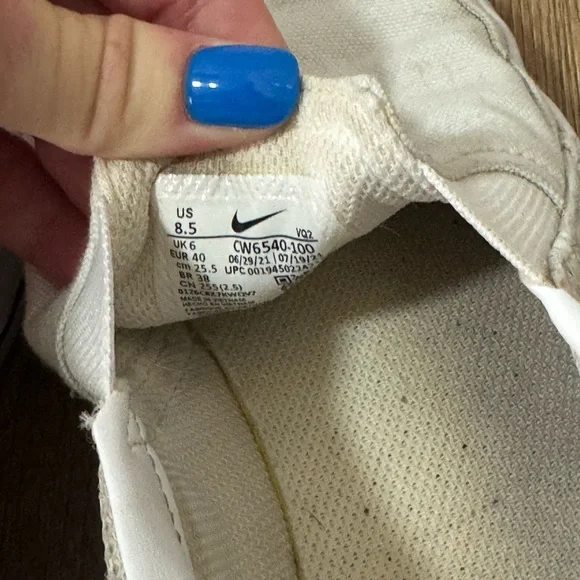 Nike White Slip-On Sneakers - Picture 6 of 6